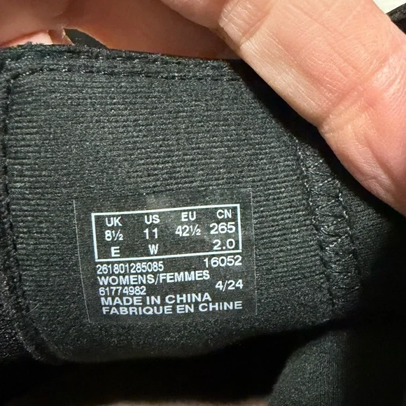 Clark’s Erin Kipley black bootie, gently used sz 11 - Picture 10 of 15